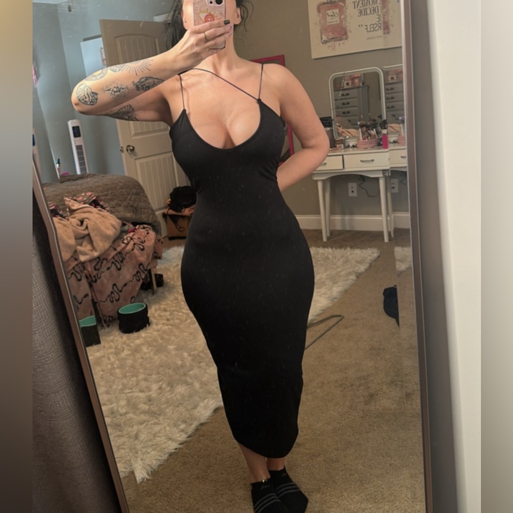 Black midi dress